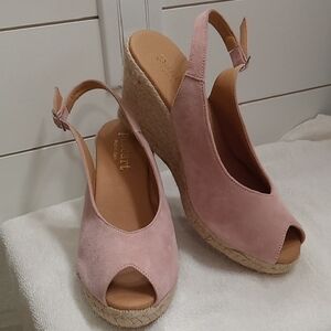 New Without Tags Paseart Pink Blush Suede Wedge Sandals Size 39 EU 8 US